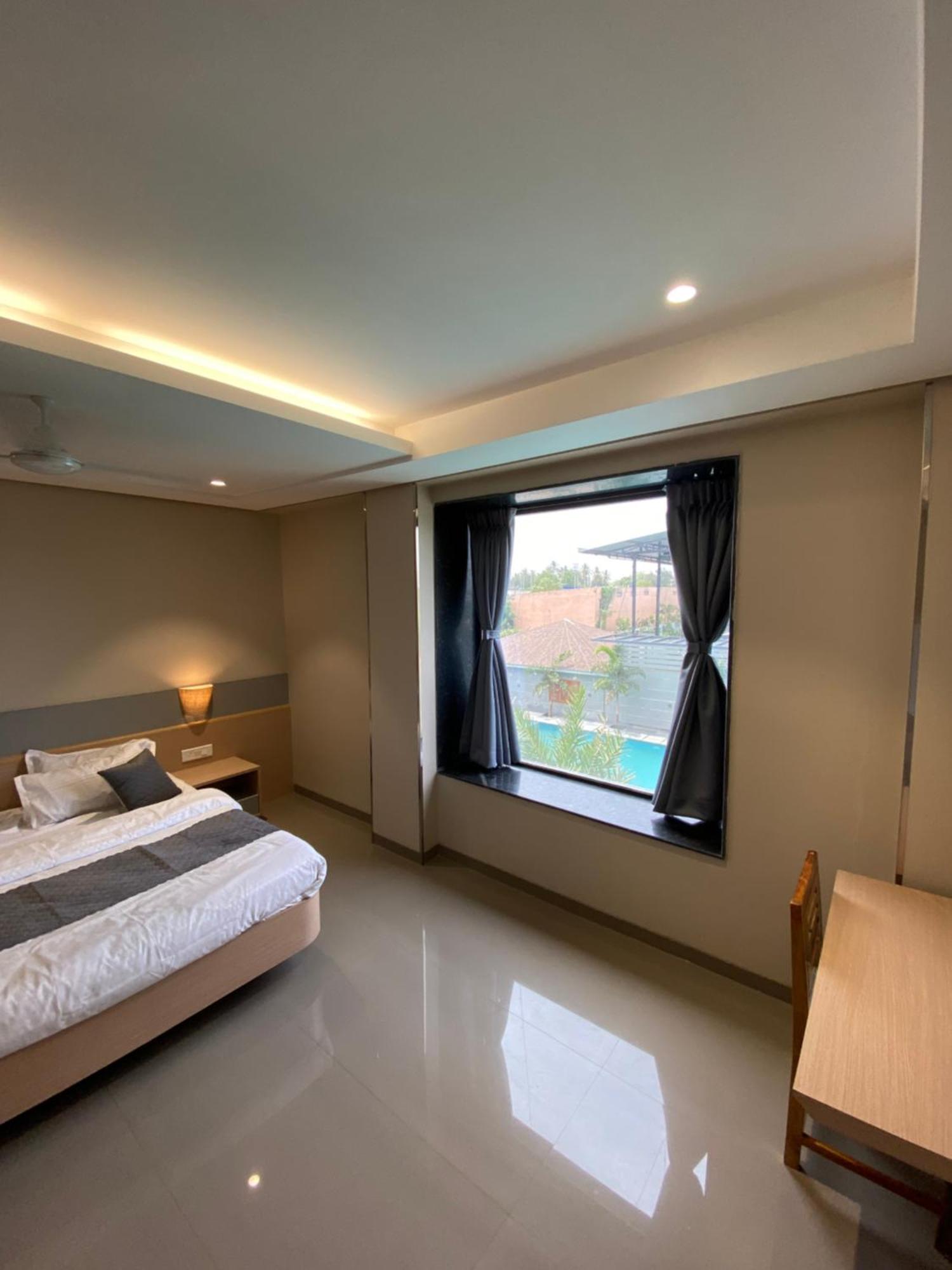 The Pavilion Park Resort マーレガオン エクステリア 写真